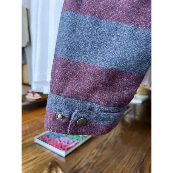 Patagonia Men’s Reclaimed Wool Jacket - Picture 6 of 7